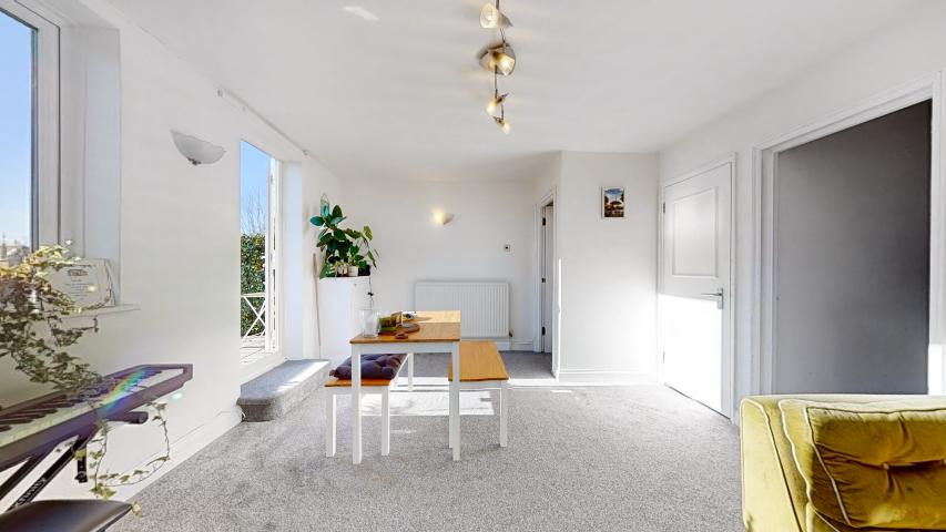 Modern Apartment Broadhurst Gardens, West Hampstead